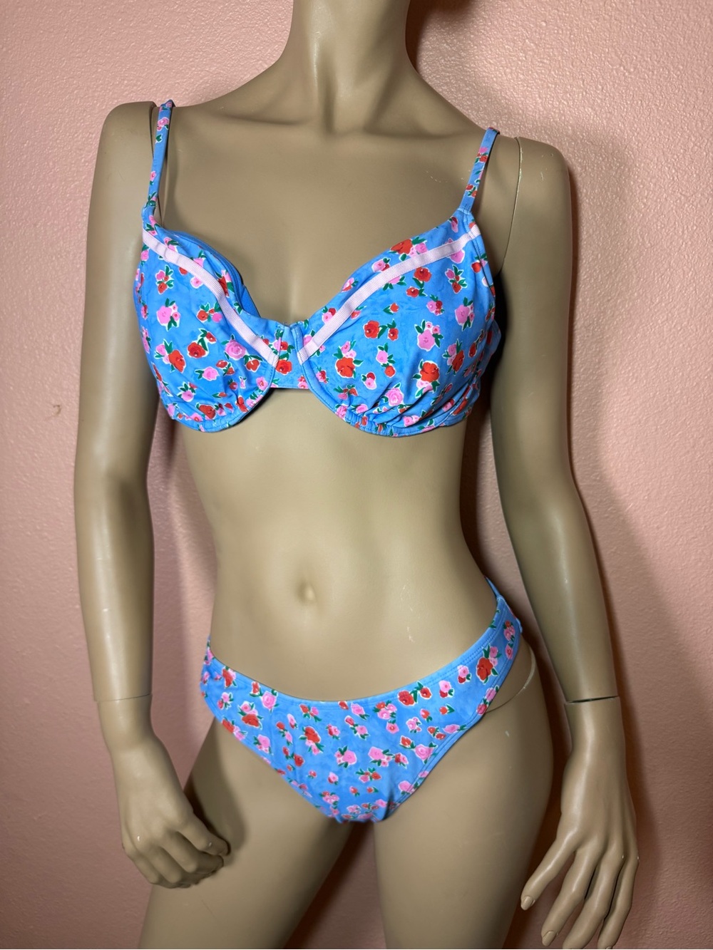 Wild Fable Floral Bikini Set Blue Pink Floral 🚨 PLEASE READ SIZING 🚨